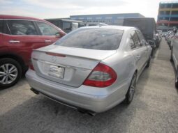 2008 Mercedes-Benz E63 AMG full