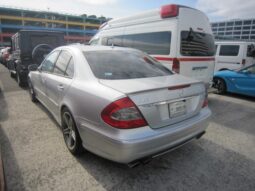 2008 Mercedes-Benz E63 AMG full