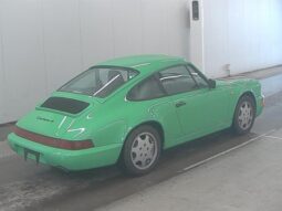 1991 Porsche 911 Carrera 4 (964) full
