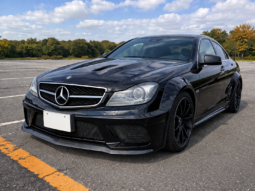 2012 Mercedes-Benz C63 AMG Coupe Black Edition
