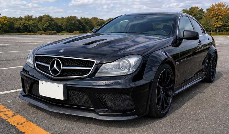 2012 Mercedes-Benz C63 AMG Coupe Black Edition